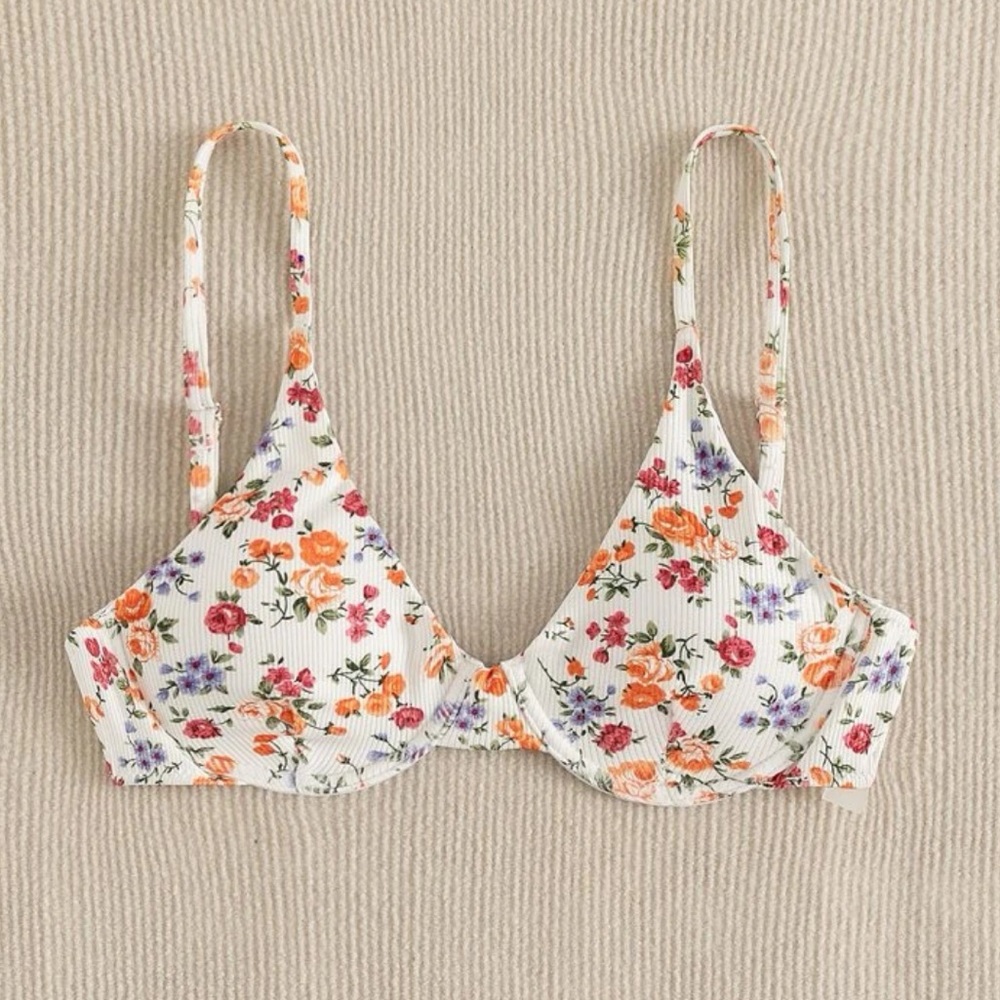 NWT Medium SHEIN Floral Bikini